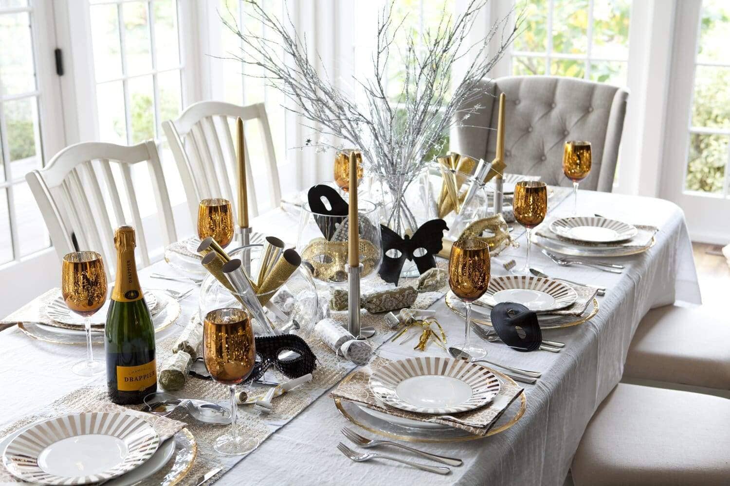 black and gold table decoration｜TikTok Search